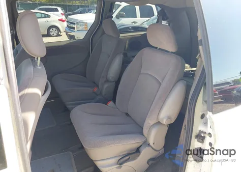 2001 Chrysler Town & Country Lx from USA, damaged, VIN 2C4GP44331R253195